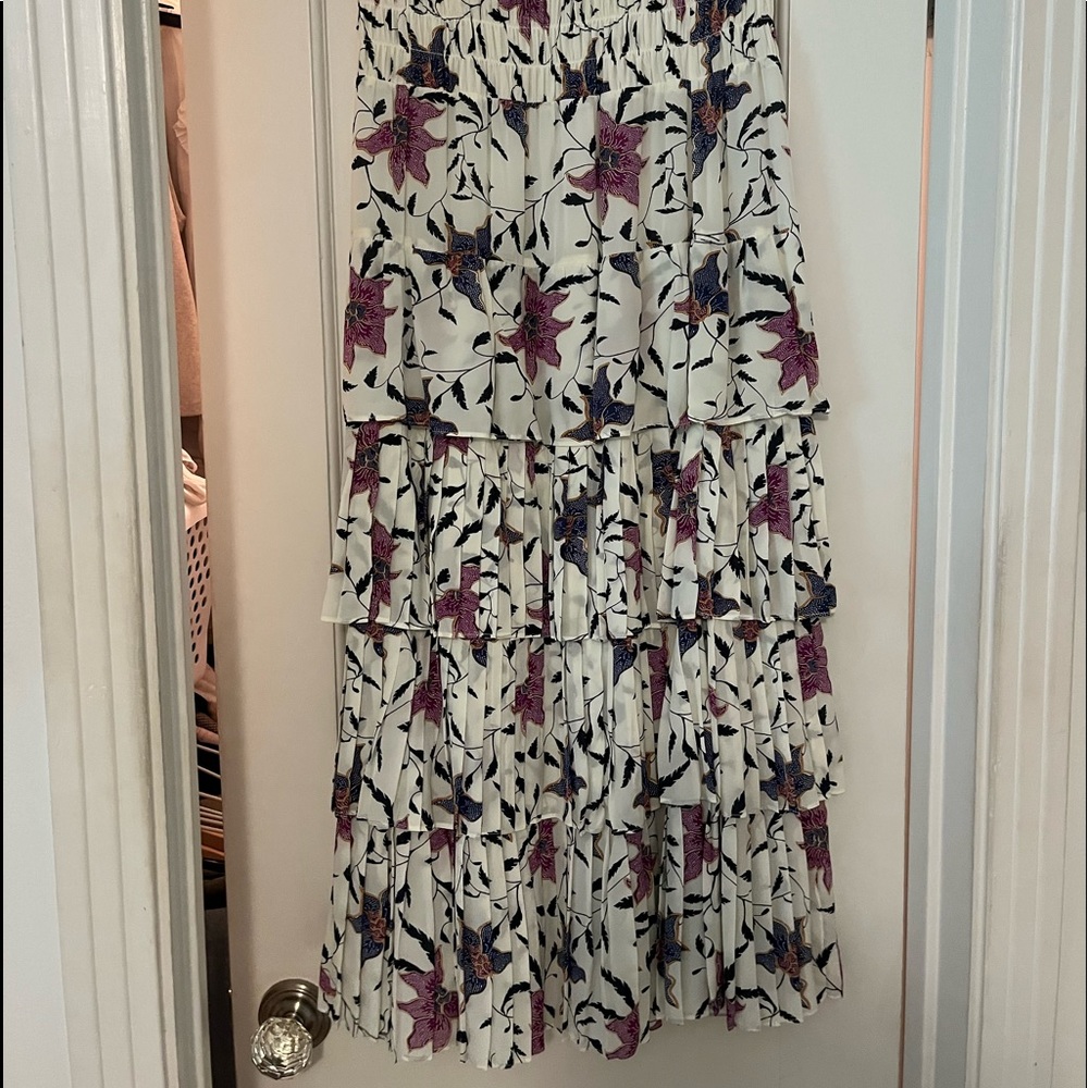 Tiered skirt